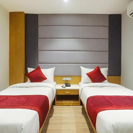 Hotel Bricks, Karol Bagh, New Delhi المظهر الخارجي الصورة