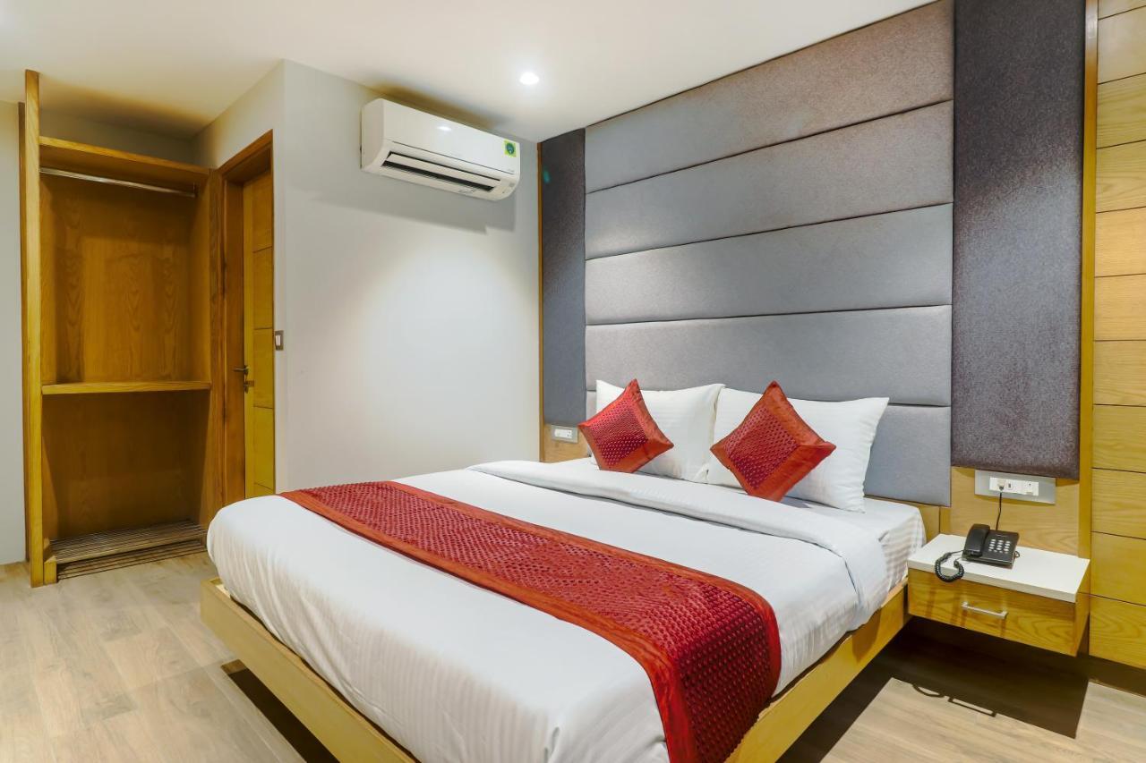 Hotel Bricks, Karol Bagh, New Delhi المظهر الخارجي الصورة