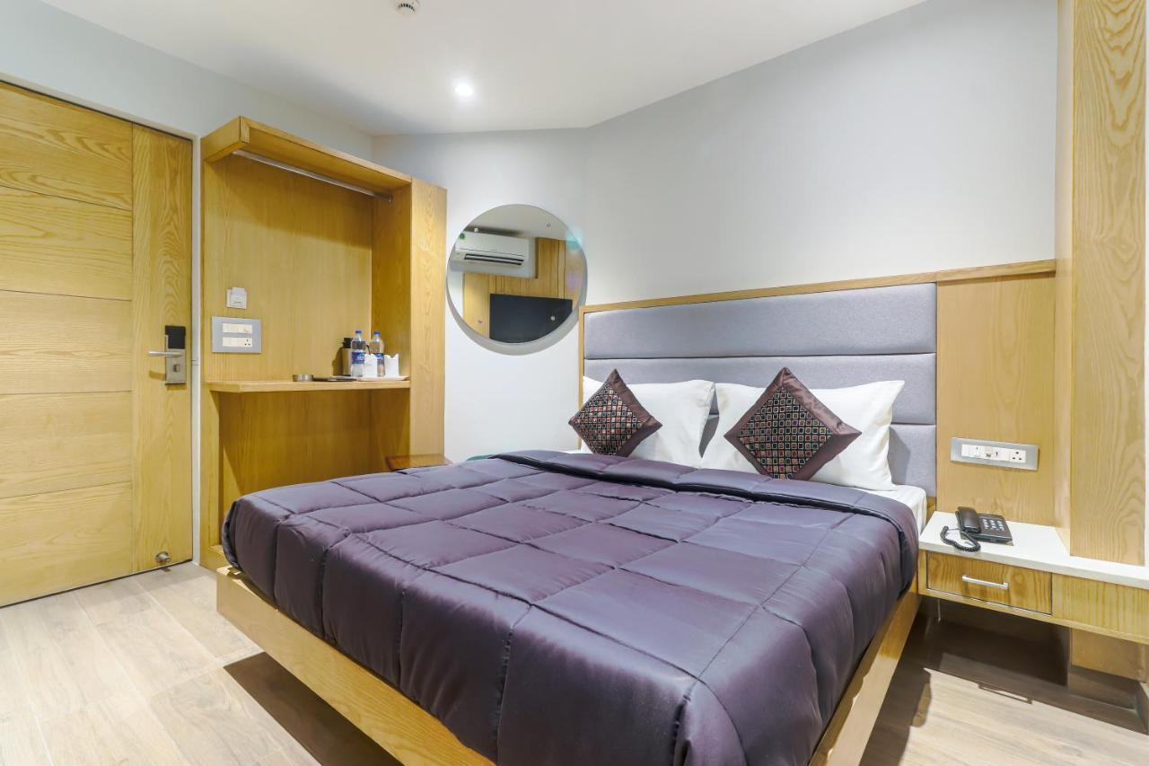 Hotel Bricks, Karol Bagh, New Delhi المظهر الخارجي الصورة