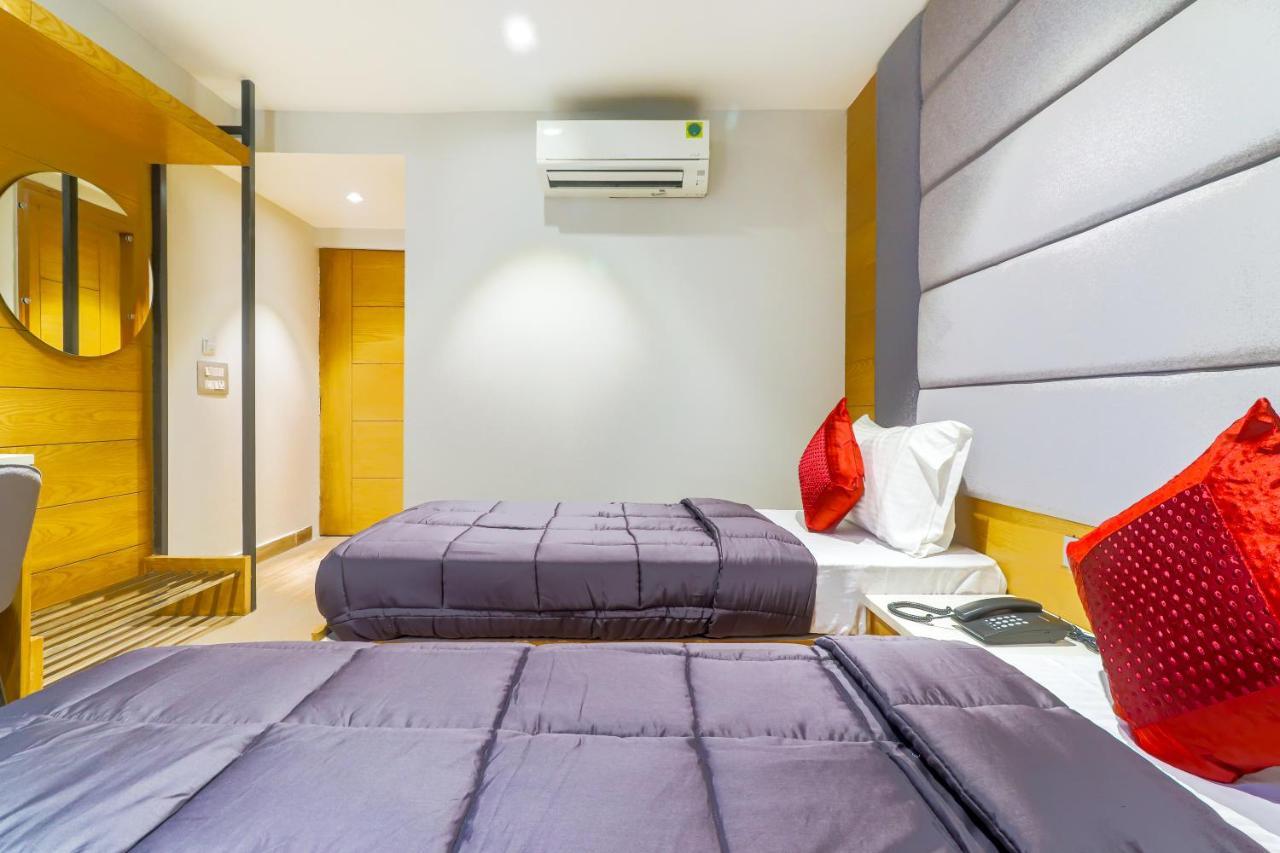 Hotel Bricks, Karol Bagh, New Delhi المظهر الخارجي الصورة